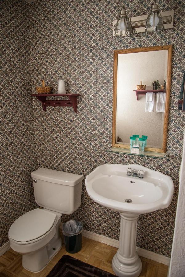 Grist Mill Inn Monticello Room photo